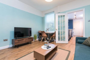 4 Bed House, NG7 - Spacious&Stylish - Free Parking